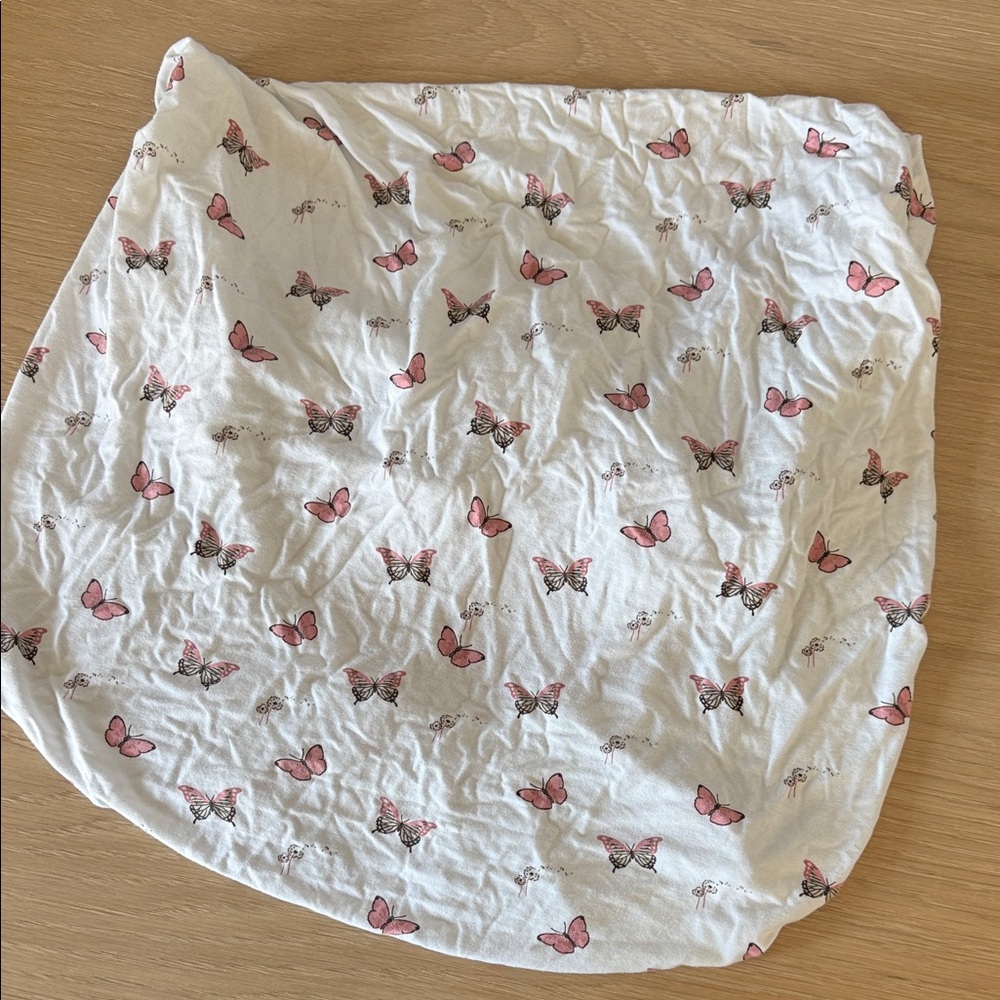 Kyte BABY White Swaddle Blanket with Pink Butterfly Print